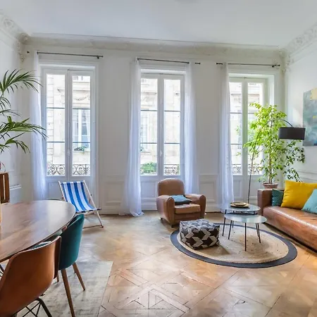Apartment Beautiful In Chartrons By Guestready Bordeaux